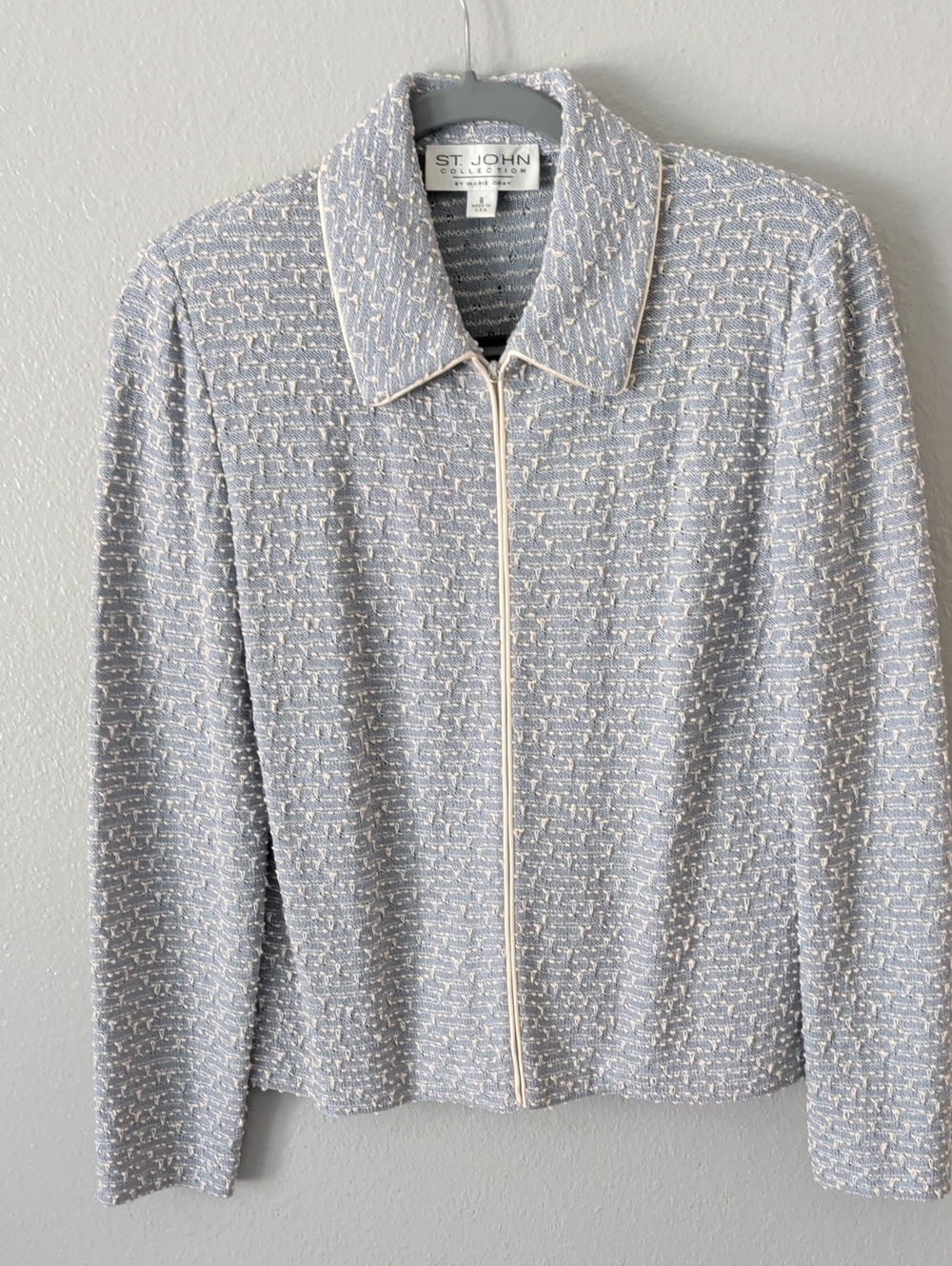 St. John Collection Pale Blue & Cream Knit Zip Jacket